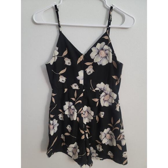 Lulu's Women's Magical Meadow Black Floral Print Skort Romper Dress Size XS - Picture 2 of 5